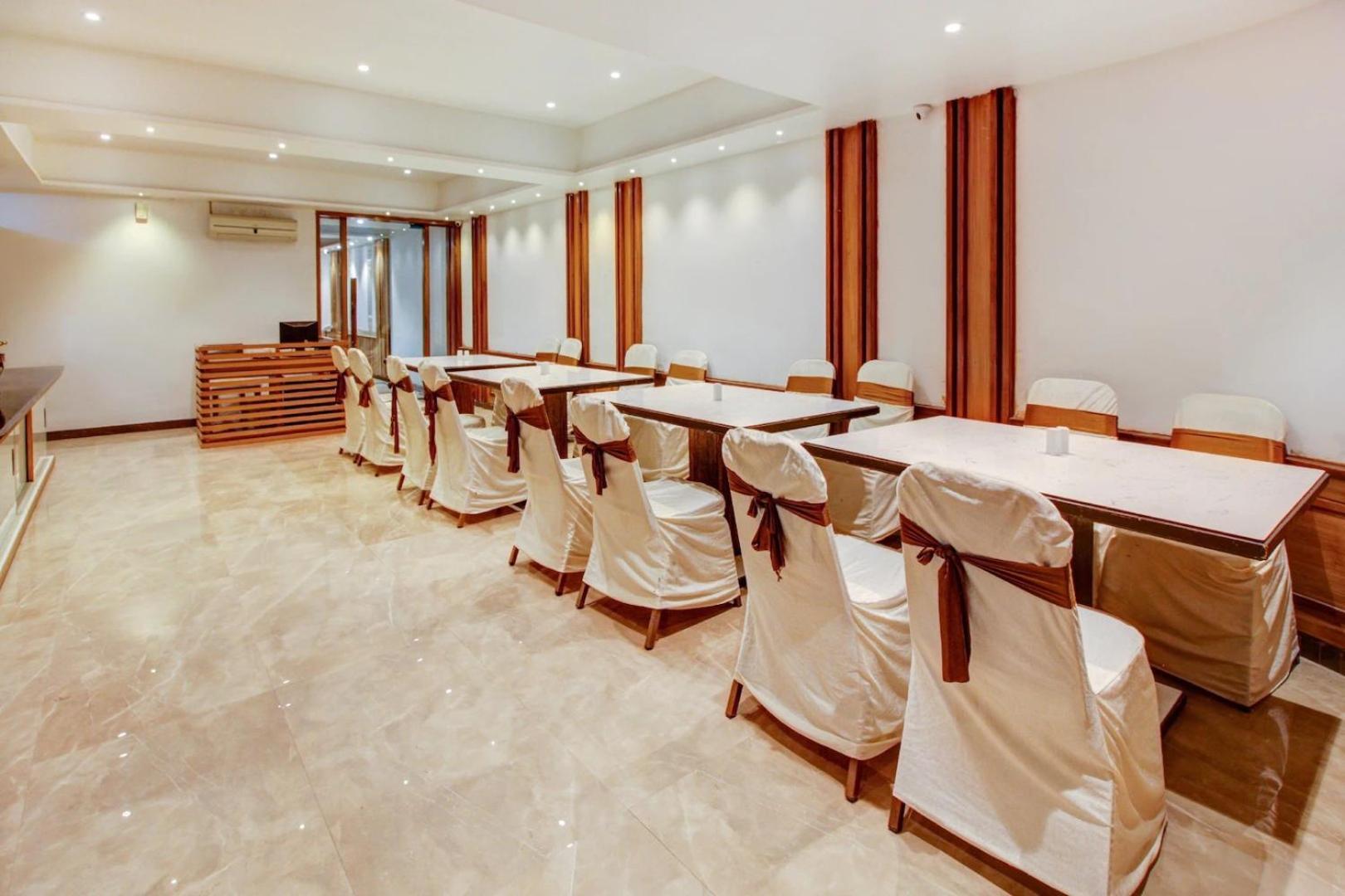 Hotel Evershine Rajkot Exterior photo